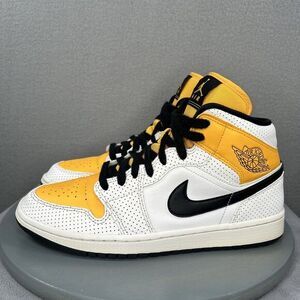 Nike Air Jordan 1 Mid Shoes Womens 11 Mens 9.5 White Black‎ Yellow Pittsburg